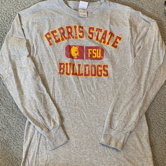 Ferris State Size S Long Sleeve - Picture 1 of 2